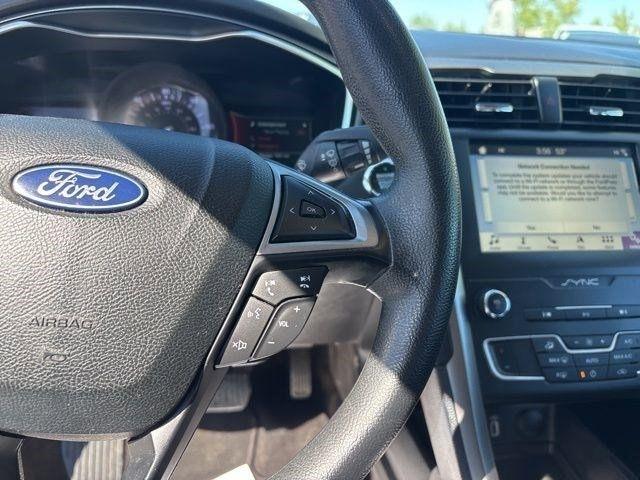 Ford Fusion Hybrid  2019