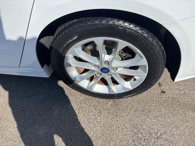 Ford Fusion Hybrid  2019