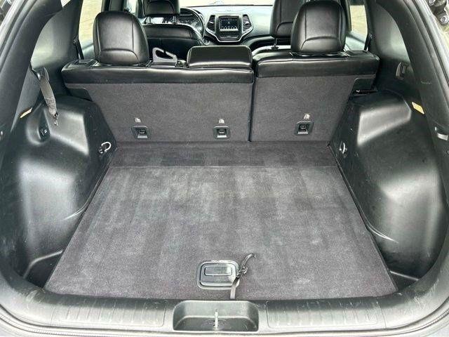 Jeep Cherokee  2019