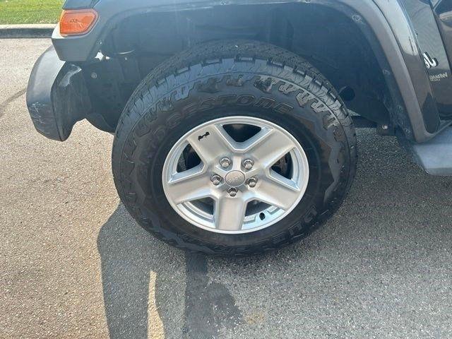 Jeep Wrangler Unlimited Sahara 4WD 2021