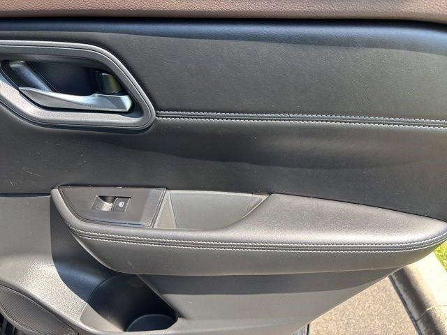 Nissan Rogue  2023