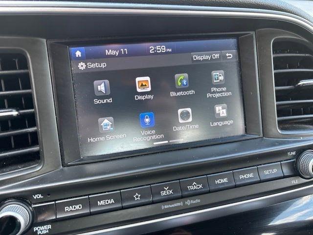 Hyundai Elantra  2019