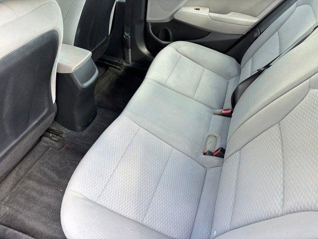 Hyundai Elantra  2019