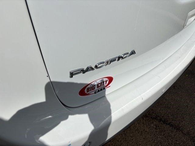 Chrysler Pacifica  2023