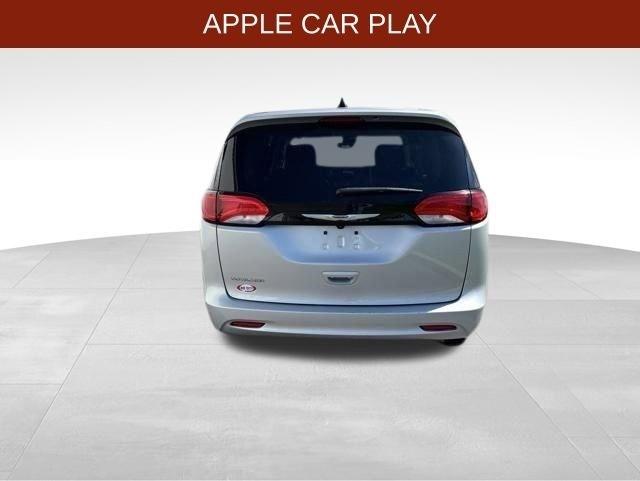 Chrysler Voyager  2024