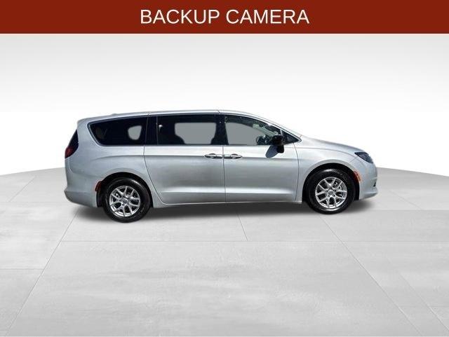 Chrysler Voyager  2024