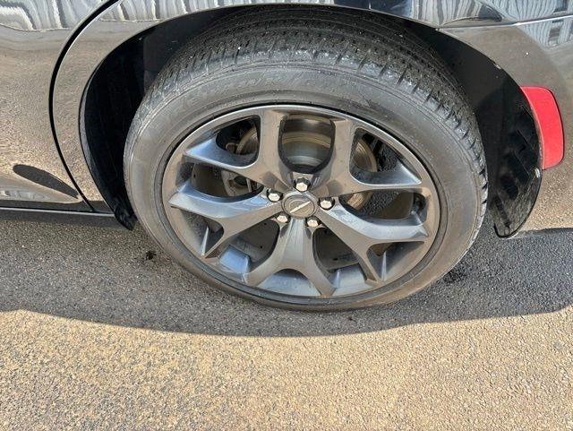 Chrysler 300  2021