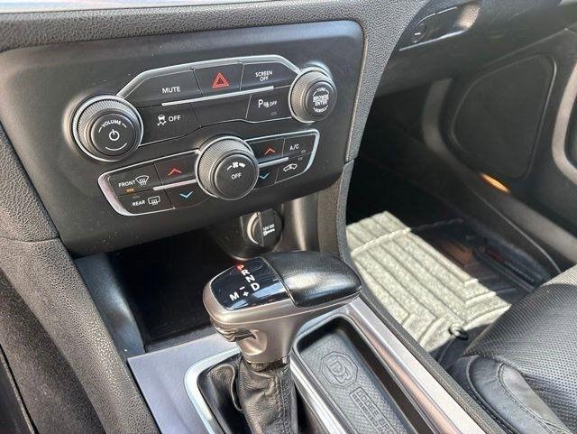 Dodge Charger  2020