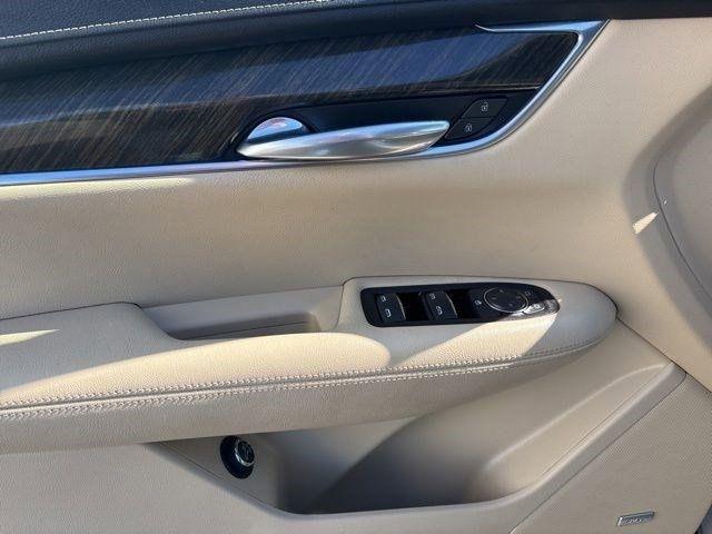 Cadillac XT5  2019
