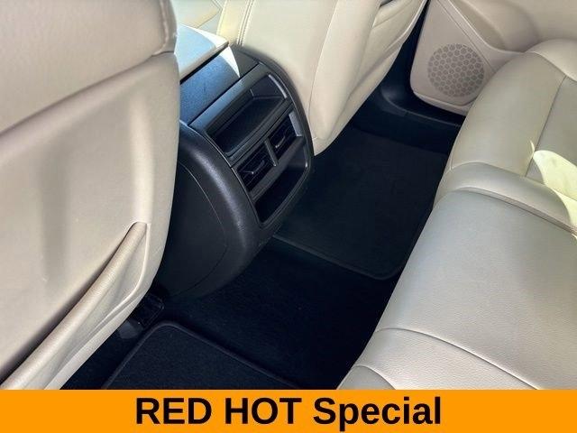 Cadillac XT5 Base 2019