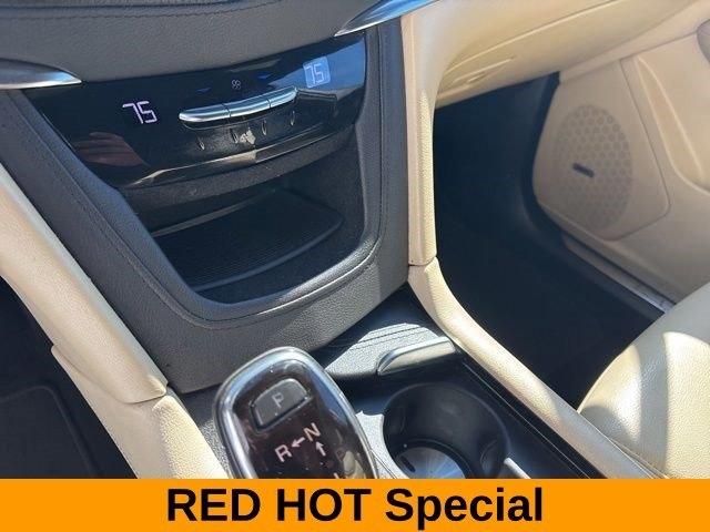Cadillac XT5 Base 2019