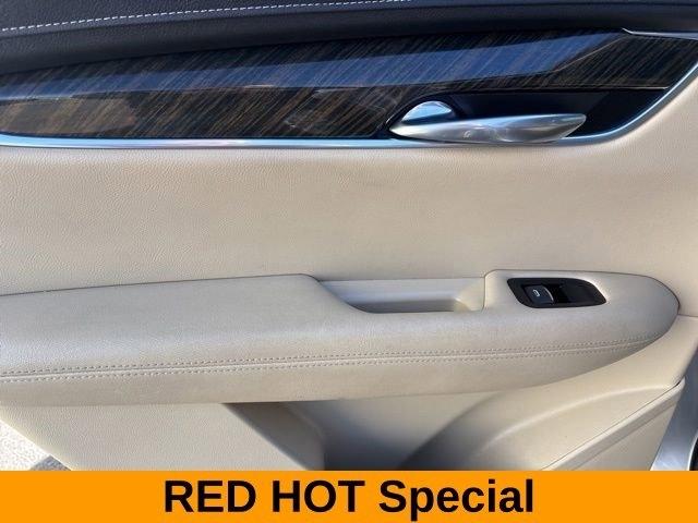 Cadillac XT5 Base 2019