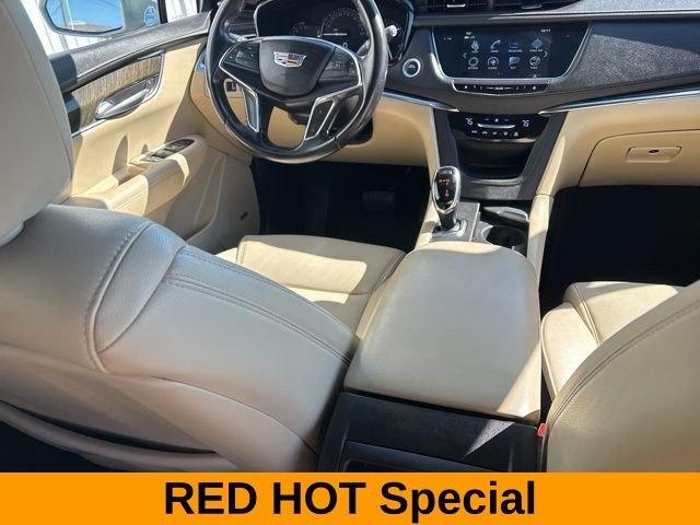 Cadillac XT5 Base 2019