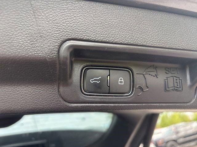 Ford Explorer  2022