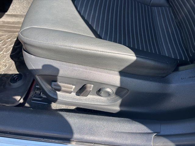 Toyota Camry  2022