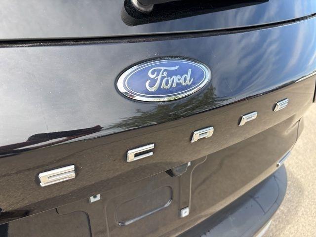 Ford Escape  2023