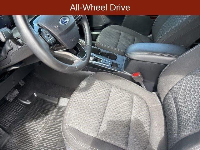 Ford Escape  2023