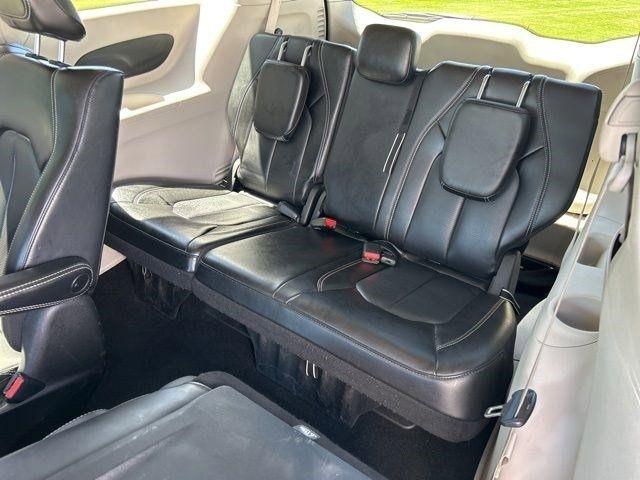 Chrysler Pacifica  2023