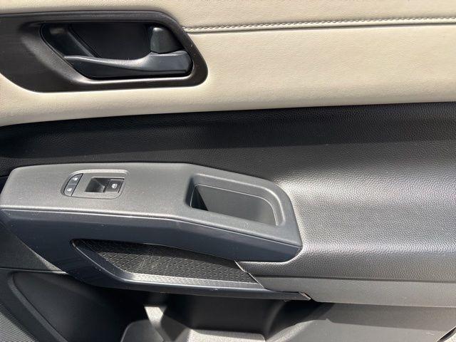 Nissan Pathfinder  2024