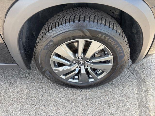 Nissan Pathfinder  2024