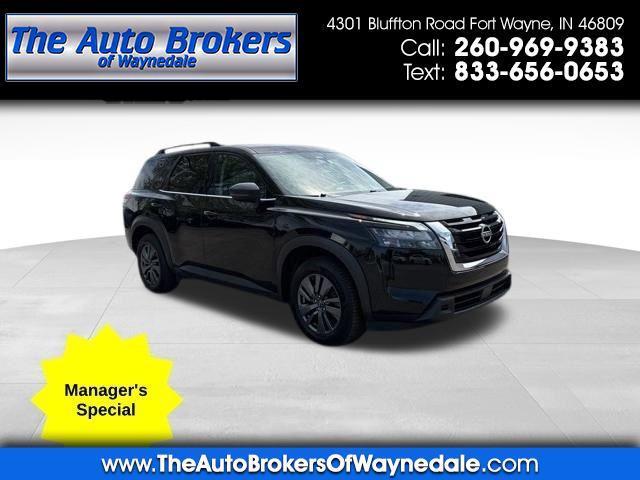 Nissan Pathfinder SV 4WD 2024