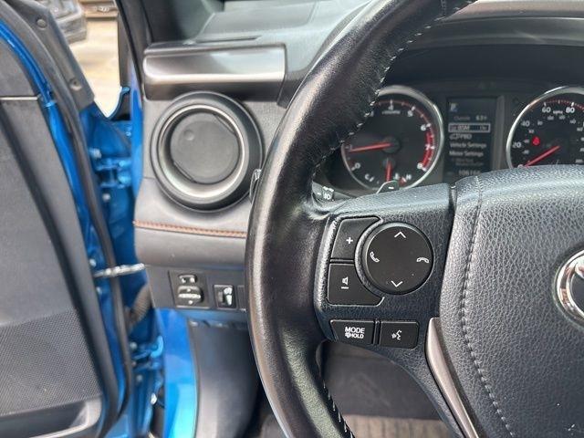Toyota RAV4  2016