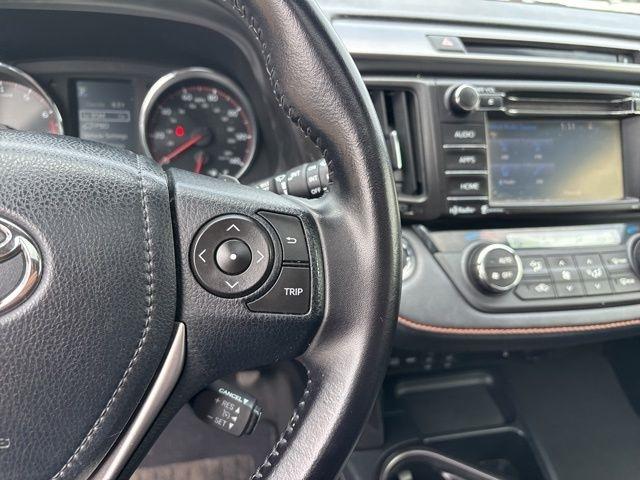 Toyota RAV4  2016