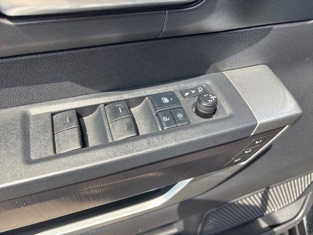 Toyota Tundra 4WD  2022