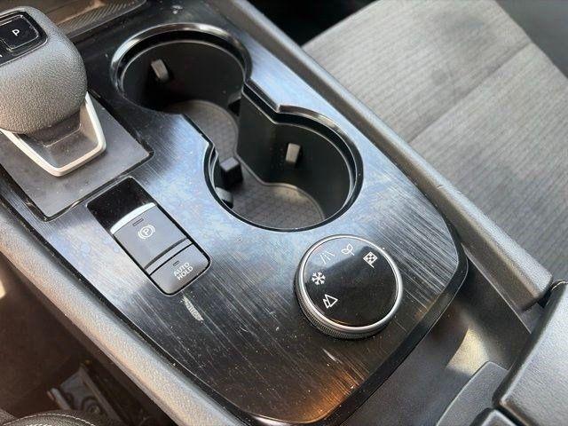 Nissan Rogue  2021