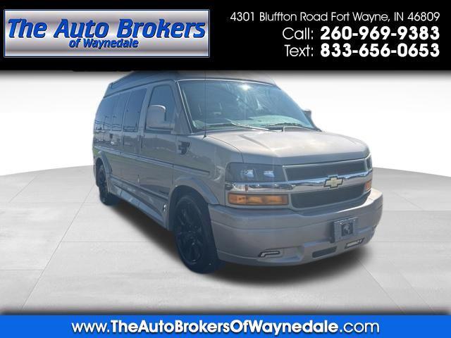 2023 Chevrolet Express 2500 Work Van HD's photo