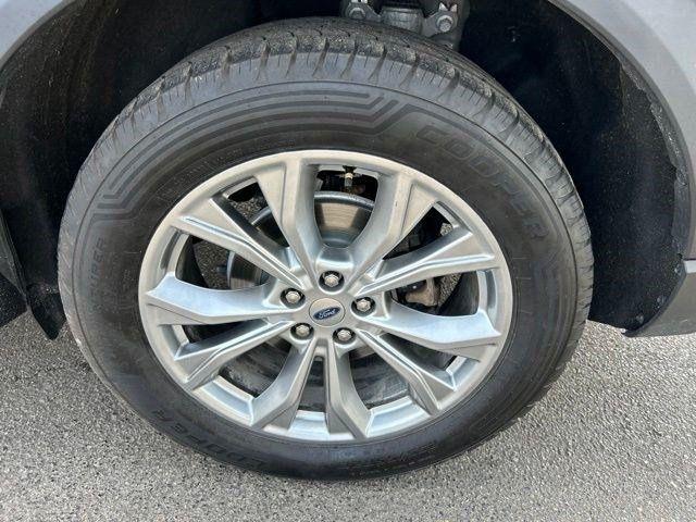 Ford Explorer  2021
