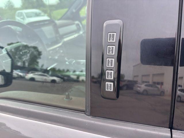 Ford F-150  2021