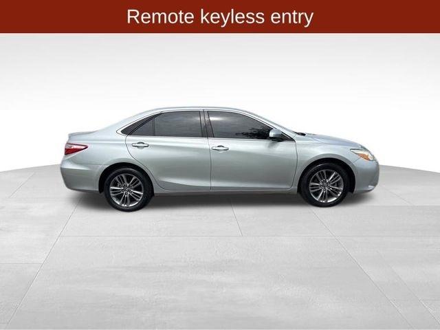 Toyota Camry  2017