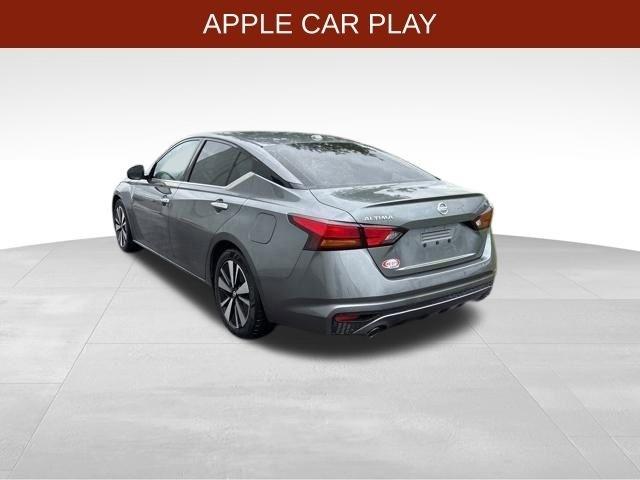 Nissan Altima  2019