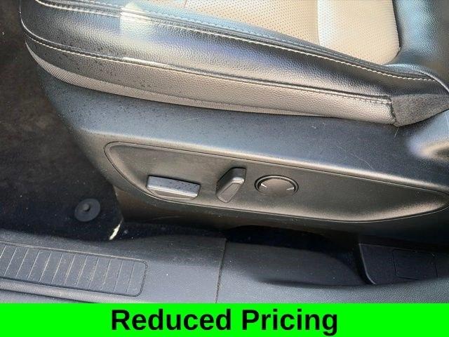 Ford Escape Titanium AWD 2022
