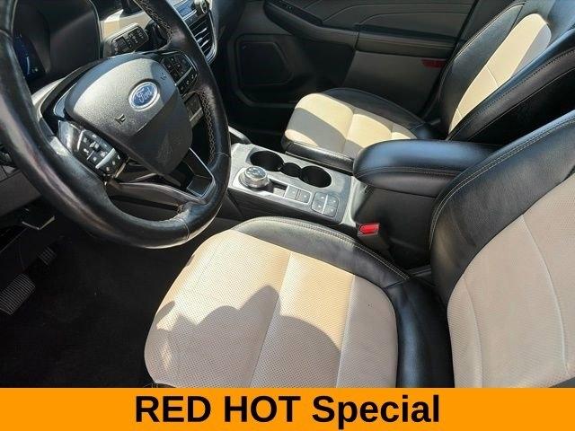 Ford Escape Titanium AWD 2022