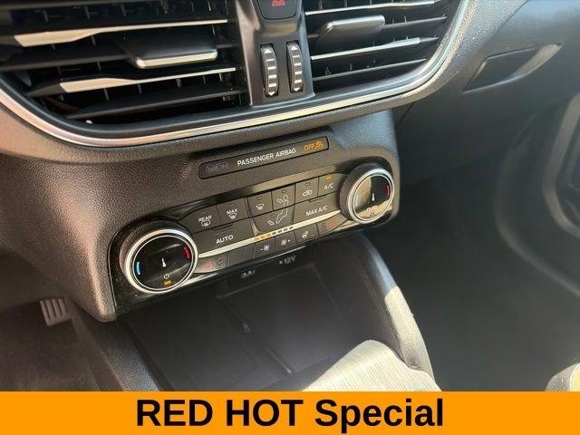 Ford Escape Titanium AWD 2022