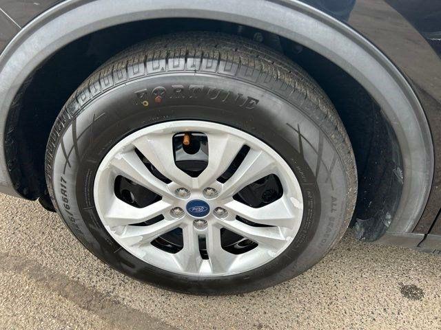 Ford Escape  2021