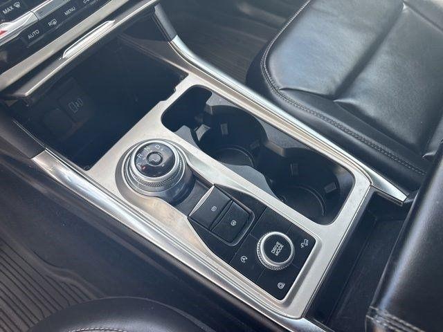 Ford Explorer  2021