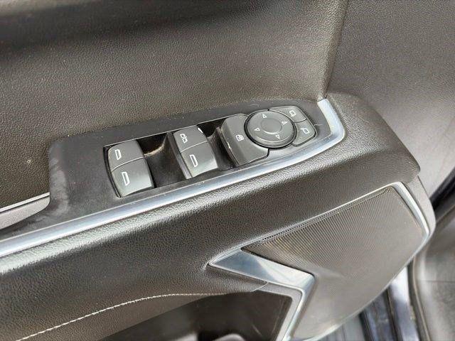 Chevrolet Silverado 1500 LT Crew Cab 4WD 2022