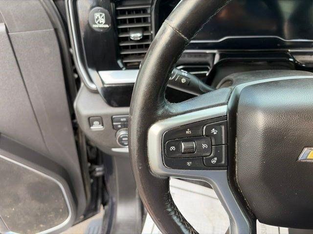 Chevrolet Silverado 1500 LT Crew Cab 4WD 2022