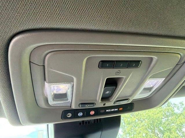 Chevrolet Silverado 1500 LT Crew Cab 4WD 2022
