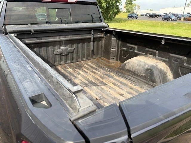 Chevrolet Silverado 1500 LT Crew Cab 4WD 2022