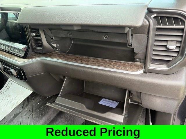 Chevrolet Silverado 1500 LT Crew Cab 4WD 2022