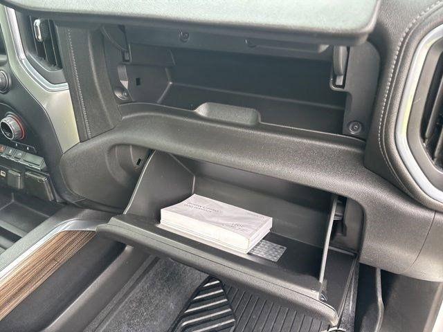 Chevrolet Silverado 1500  2021