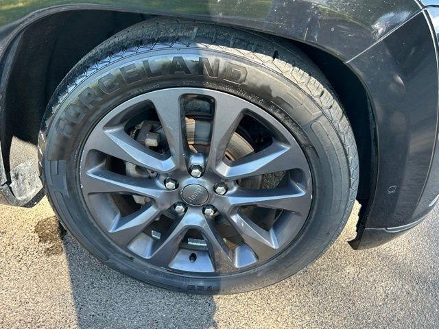 Jeep Grand Cherokee  2019