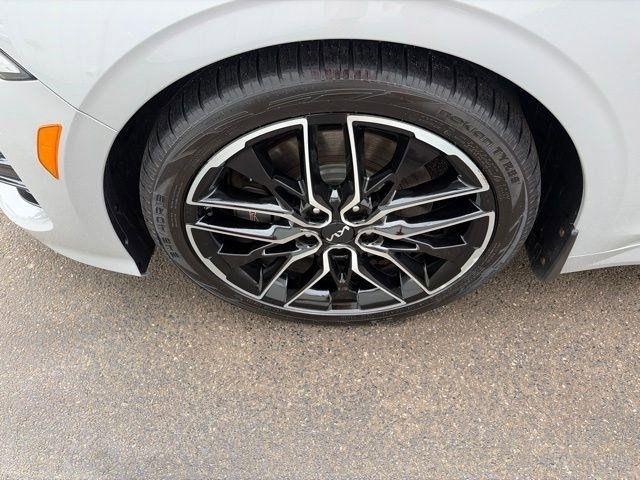 Kia K5  2023