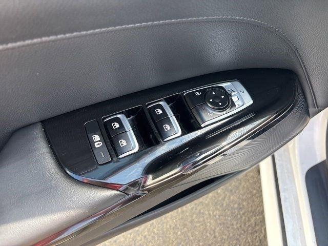 Kia K5  2023