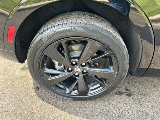 Buick Envision  2022