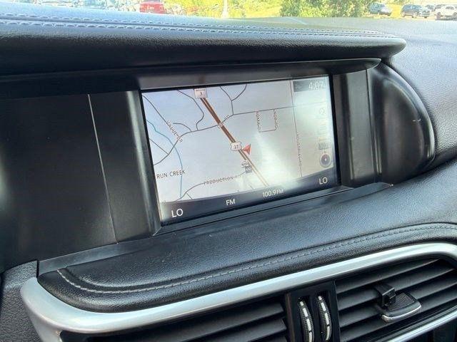 Infiniti QX30  2017
